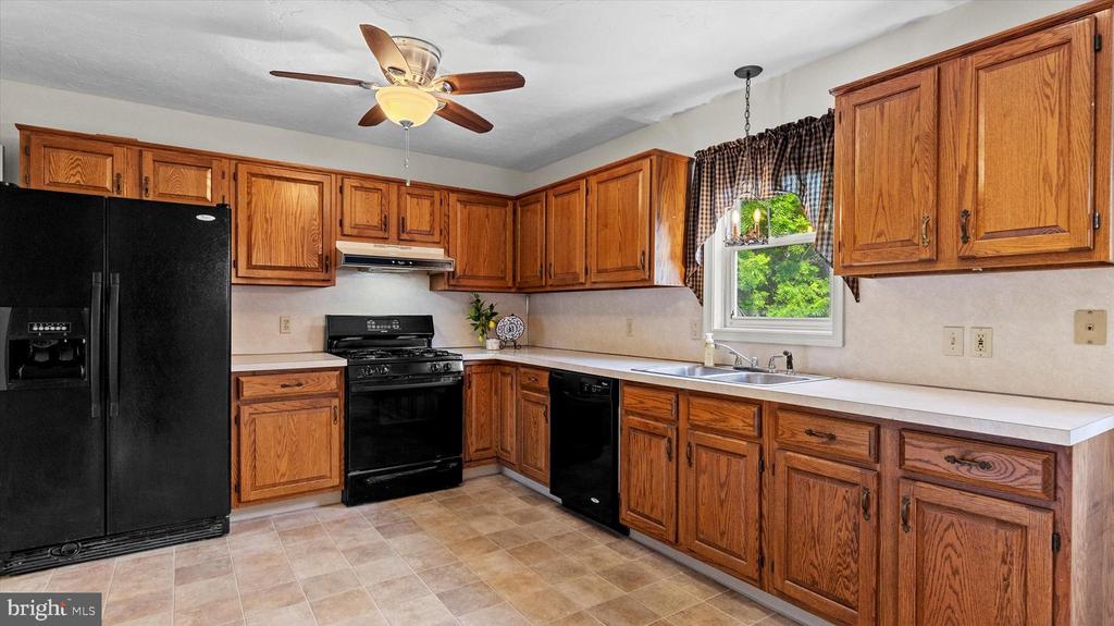 204 TEILA DRIVE 208