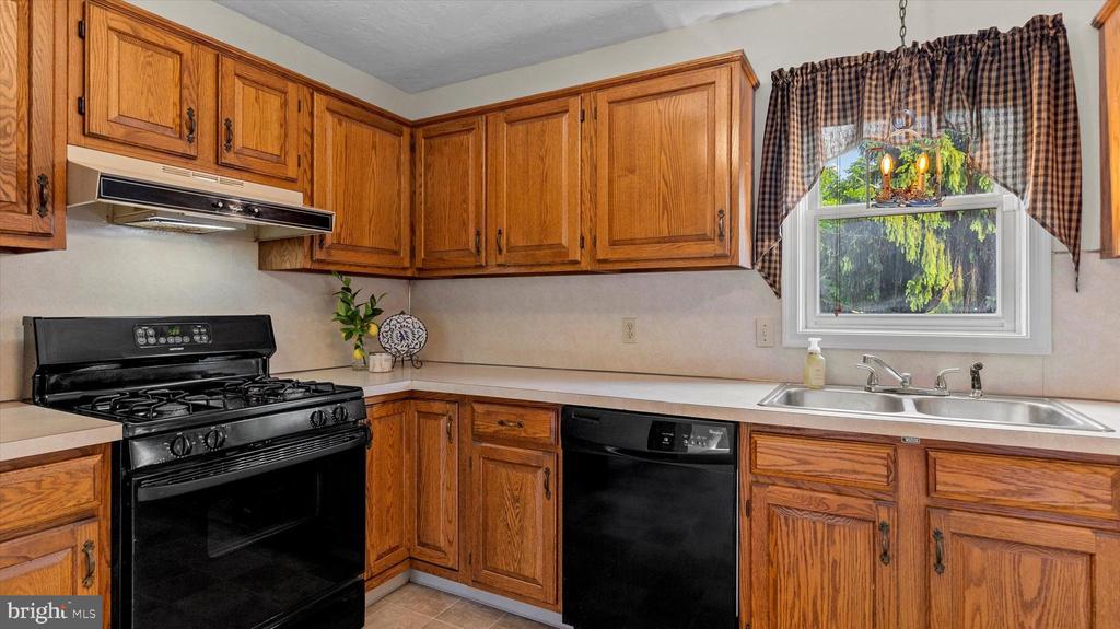 204 TEILA DRIVE 208