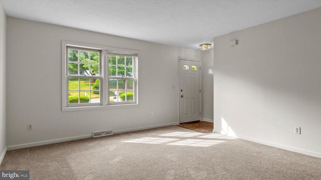 204 TEILA DRIVE 208