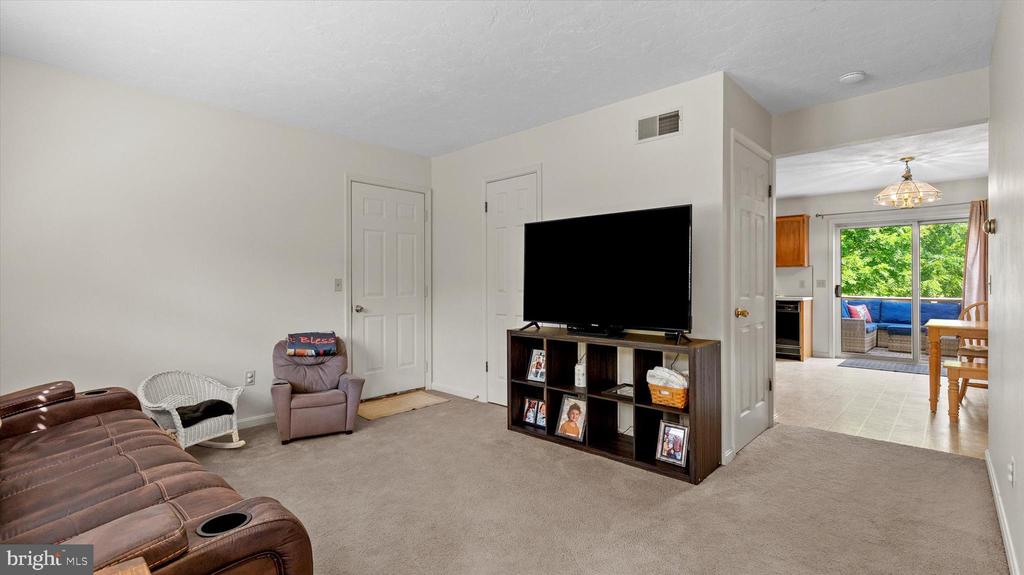 204 TEILA DRIVE 208
