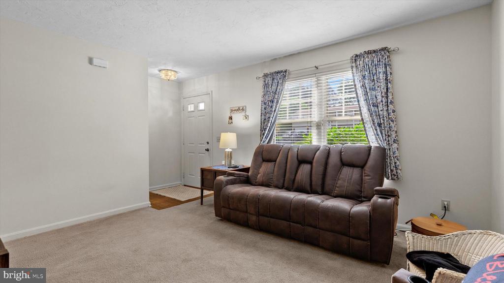 204 TEILA DRIVE 208