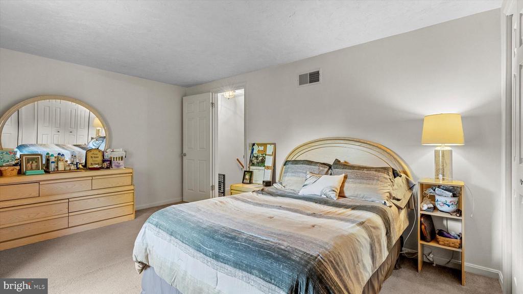 204 TEILA DRIVE 208