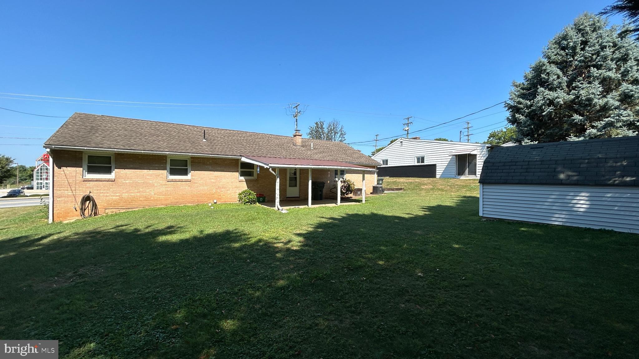 825 EDGEWOOD ROAD
