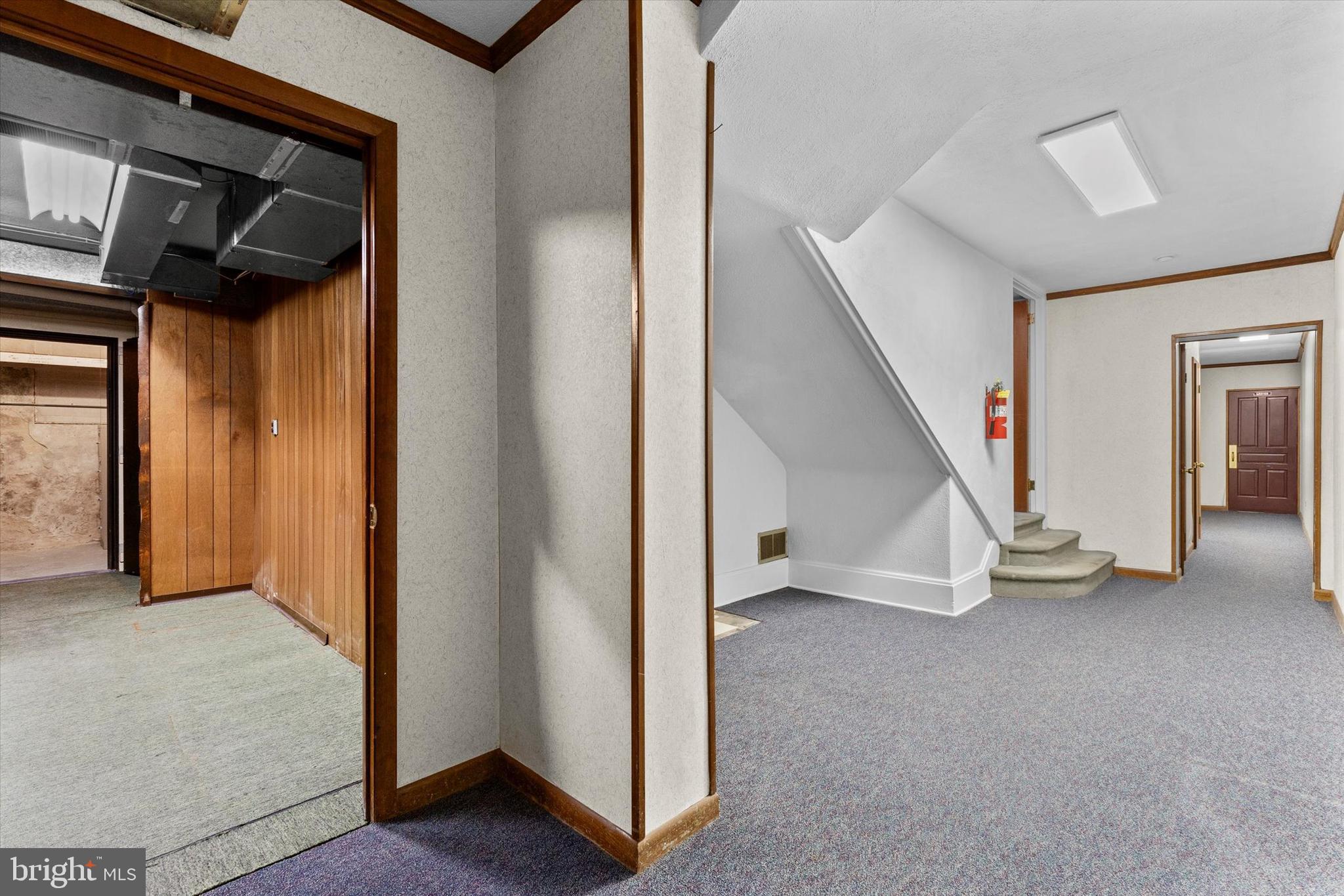 2605 W MARKET STREET