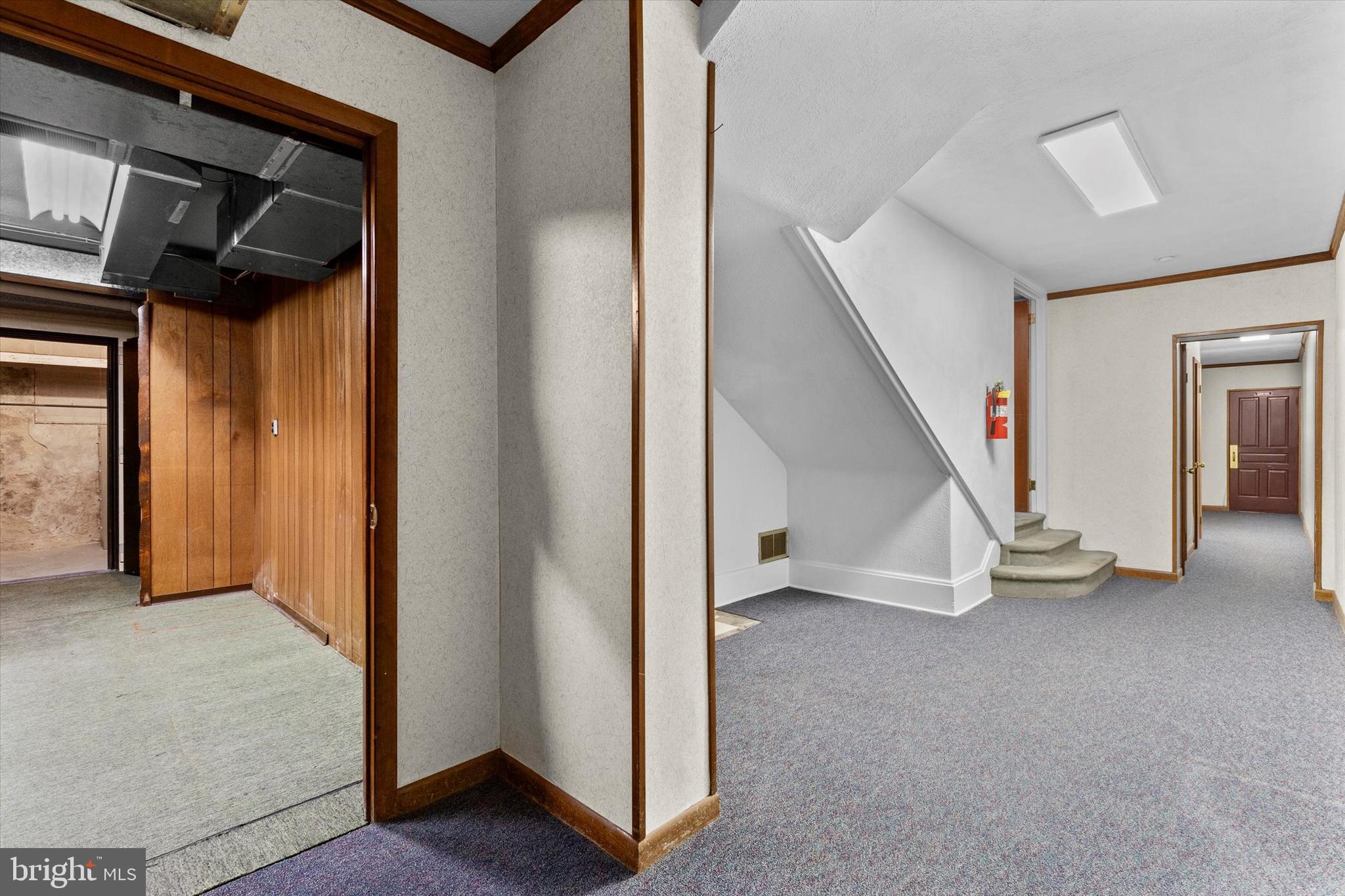 2605 W MARKET STREET