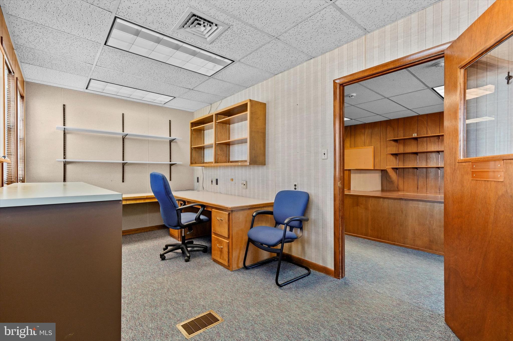 2605 W MARKET STREET