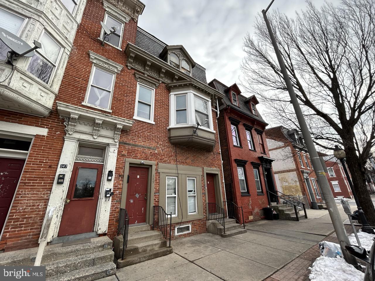 349 S GEORGE STREET