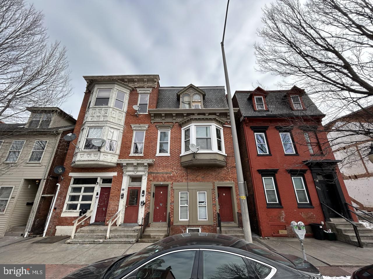 349 S GEORGE STREET