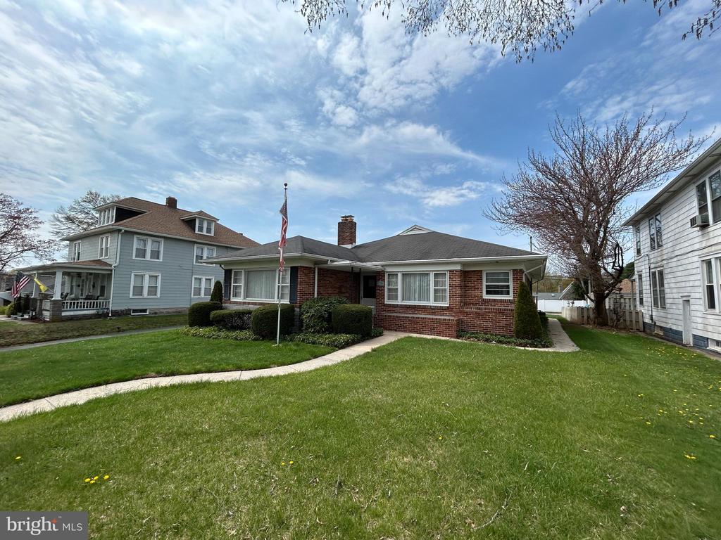 634 S MAIN STREET