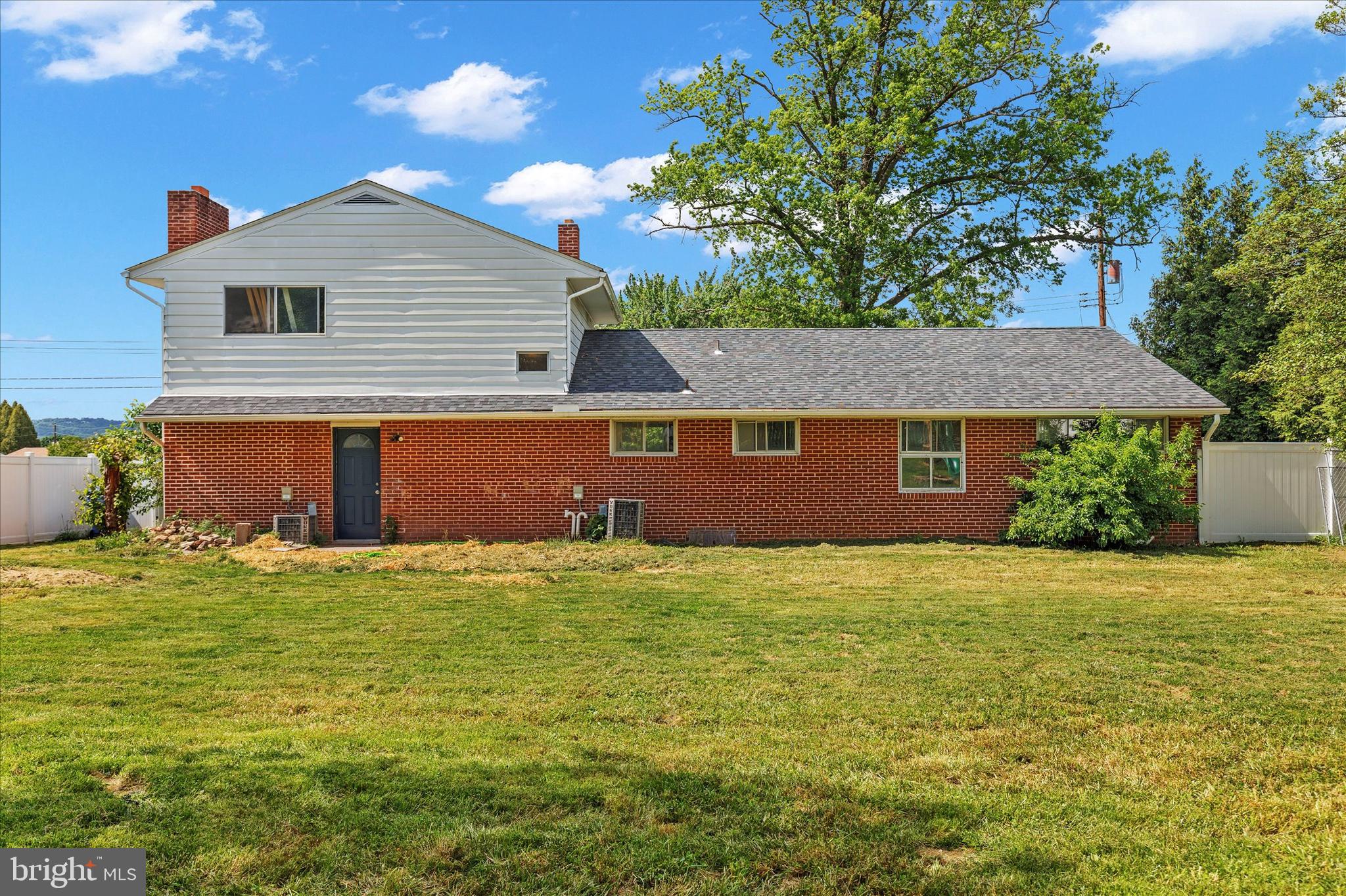 2300 LOCUST ROAD