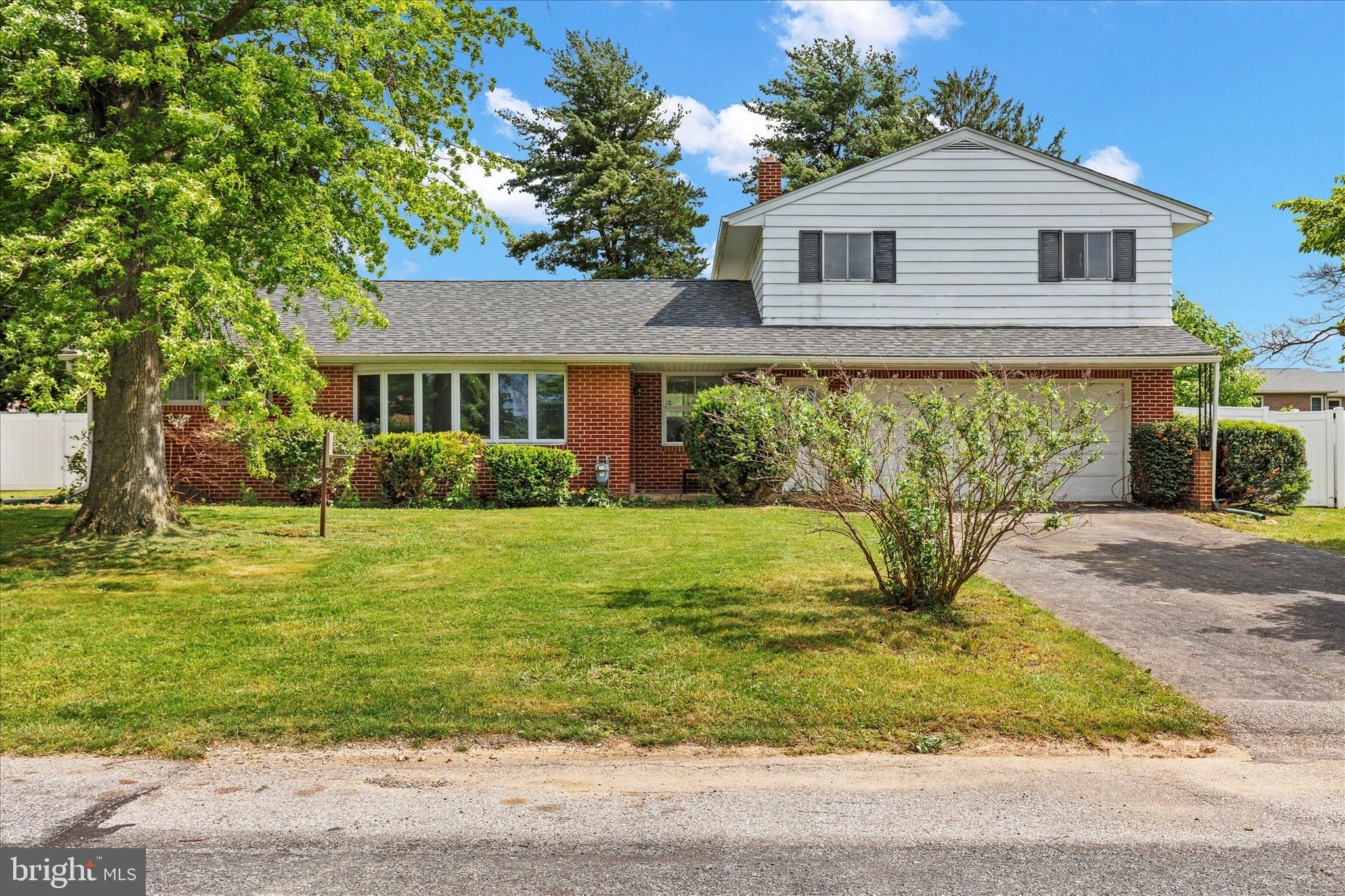 2300 LOCUST ROAD