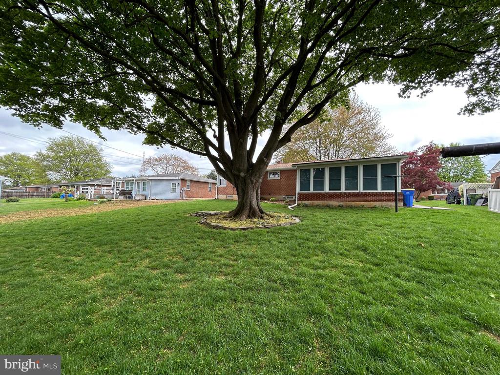 201 HAYBROOK DRIVE