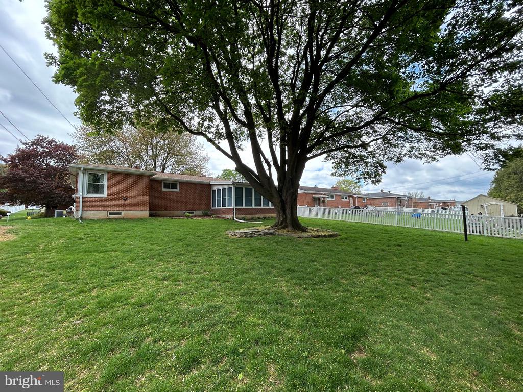 201 HAYBROOK DRIVE