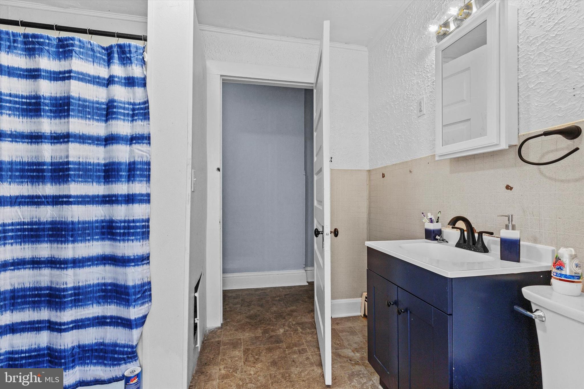 597 W PHILADELPHIA STREET