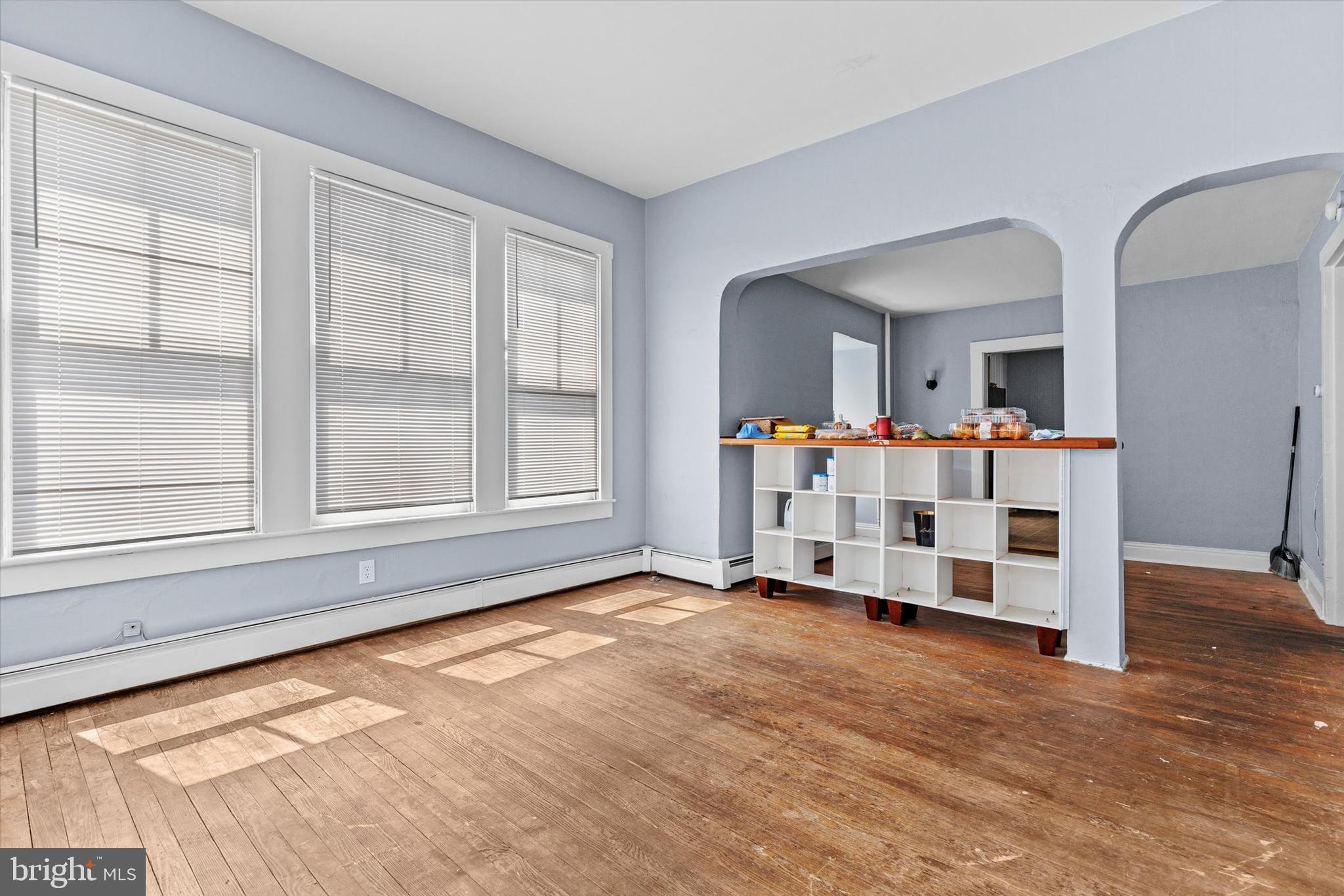 597 W PHILADELPHIA STREET