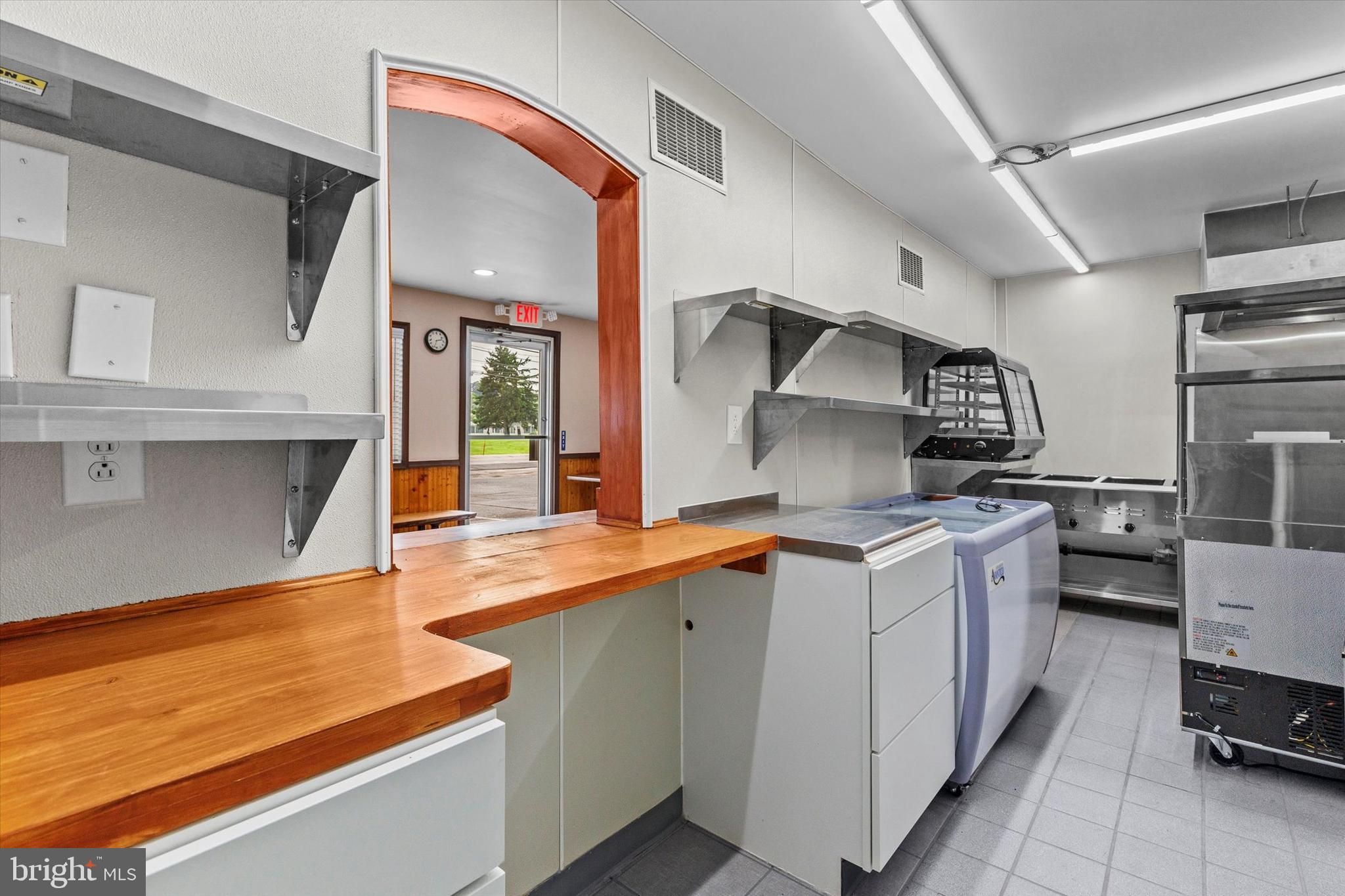 4795 W MARKET STREET