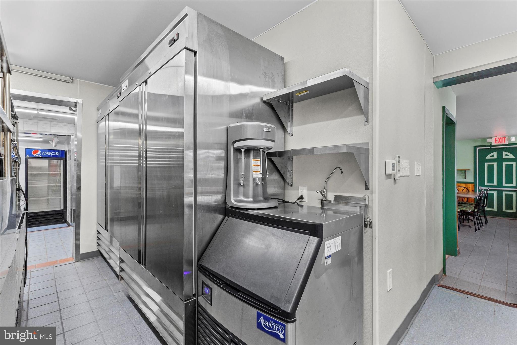 4795 W MARKET STREET