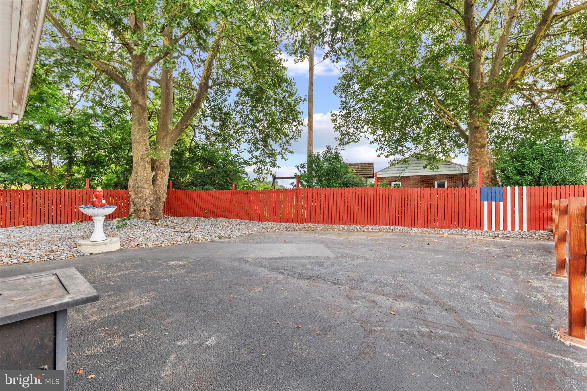 4795 W MARKET STREET