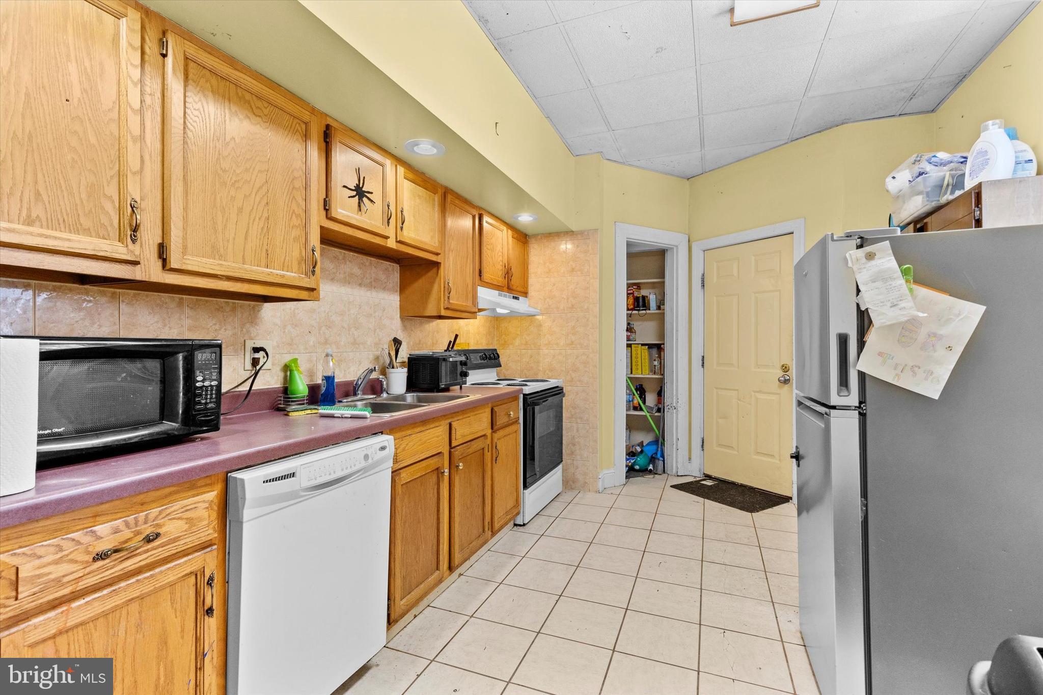 272 W JACKSON STREET