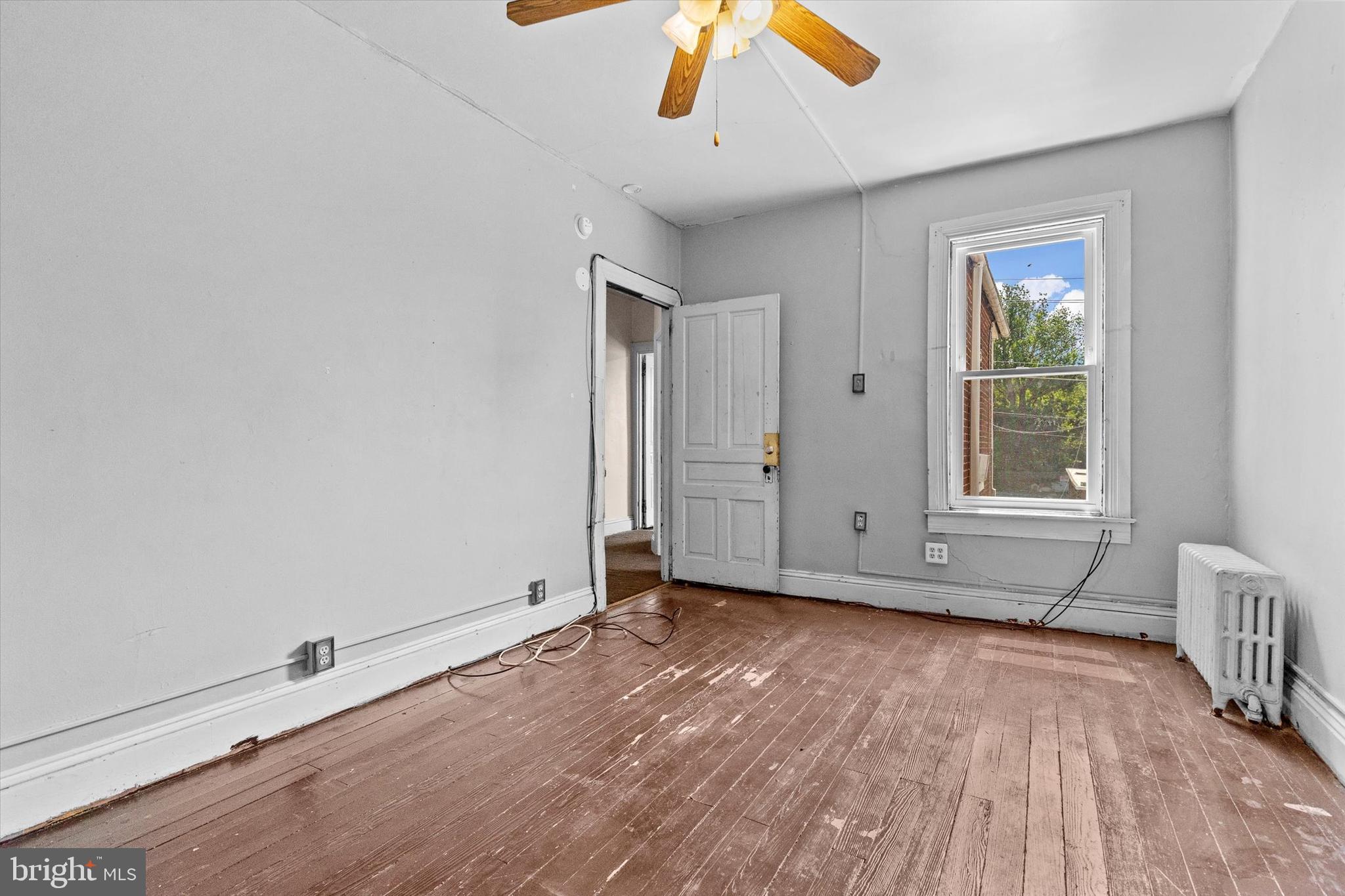 272 W JACKSON STREET