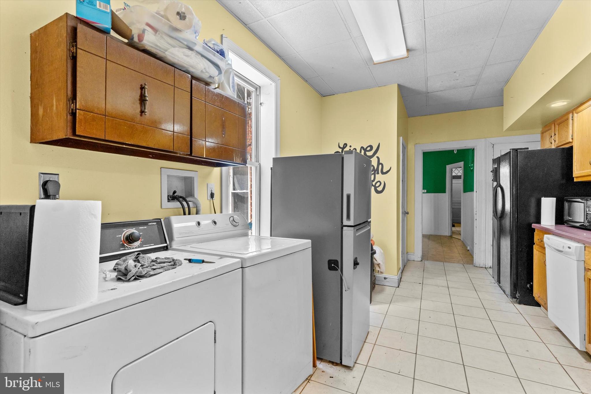 272 W JACKSON STREET