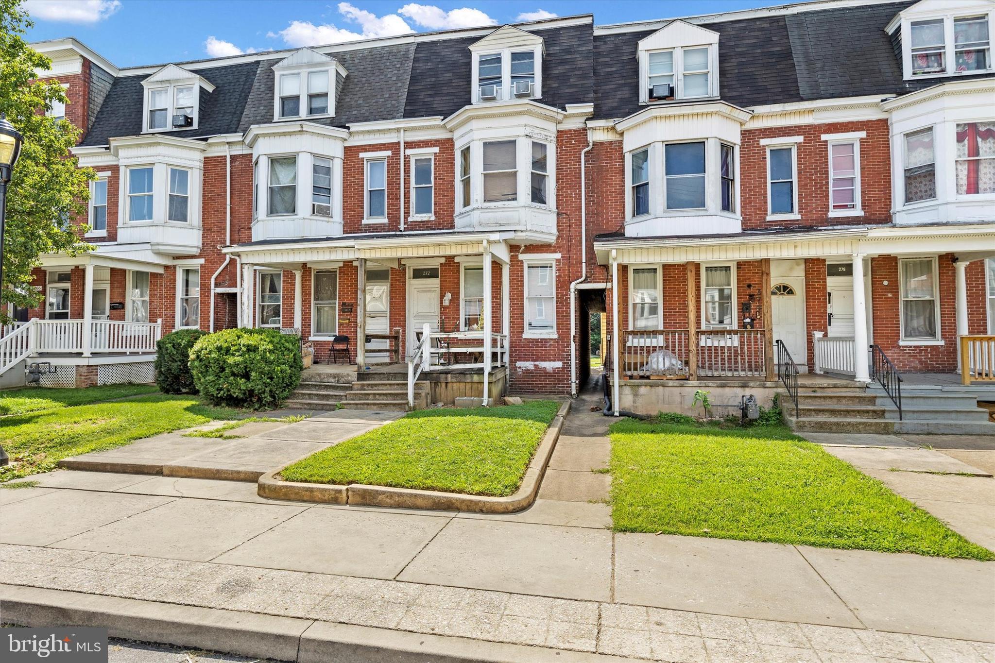 272 W JACKSON STREET