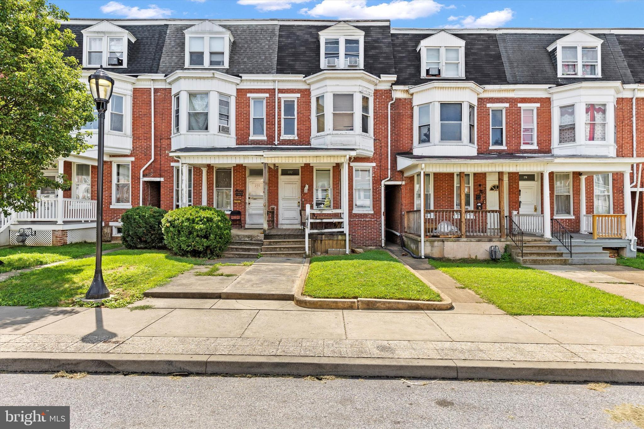 272 W JACKSON STREET