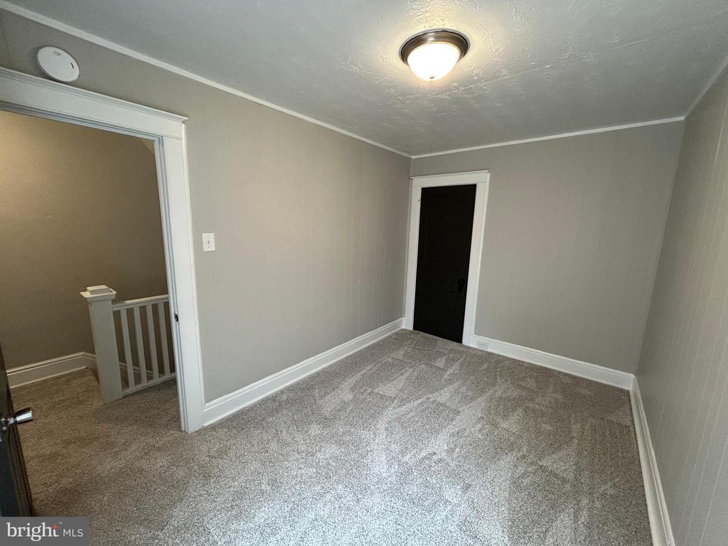 1110 W POPLAR STREET