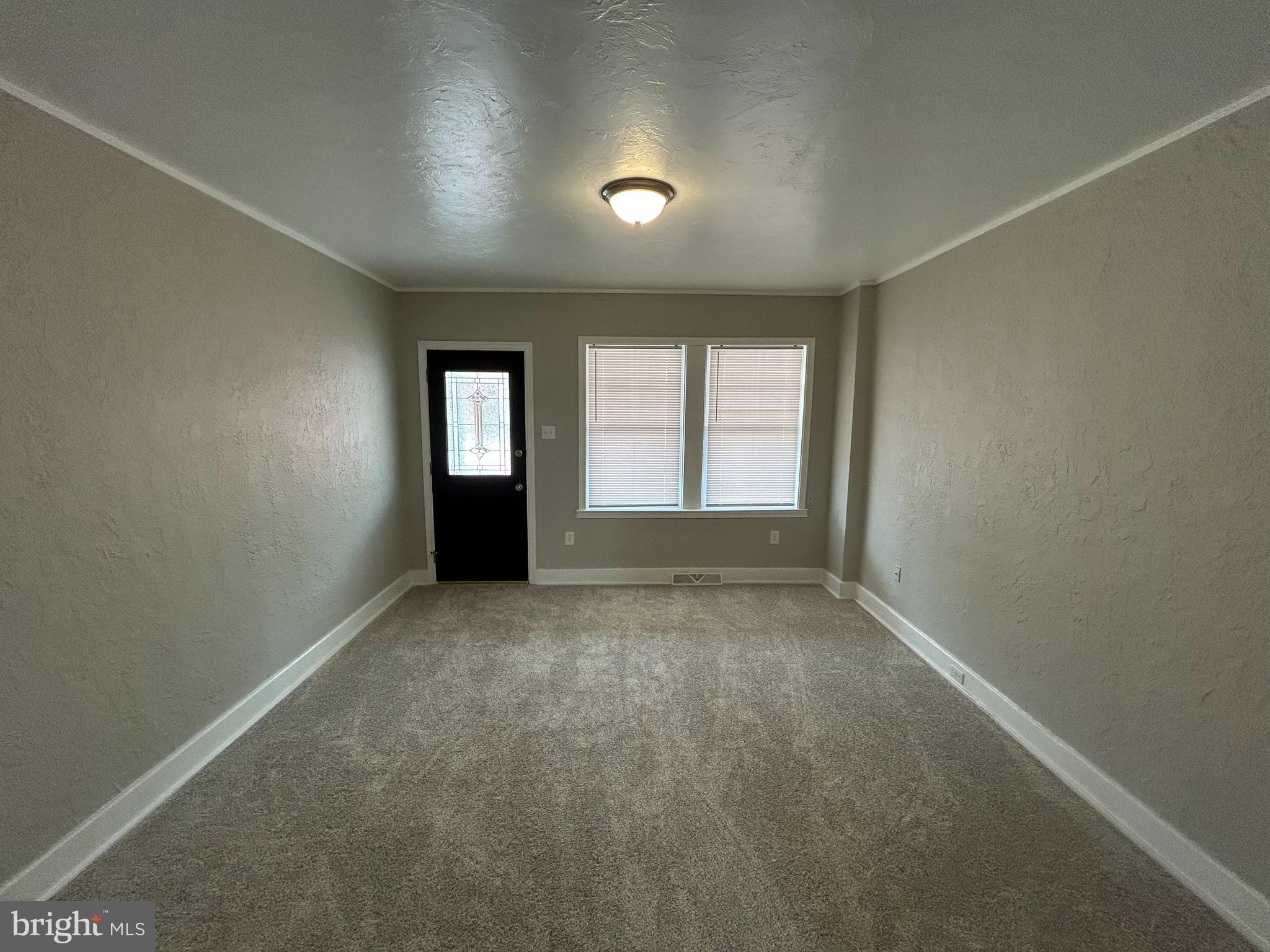 1110 W POPLAR STREET