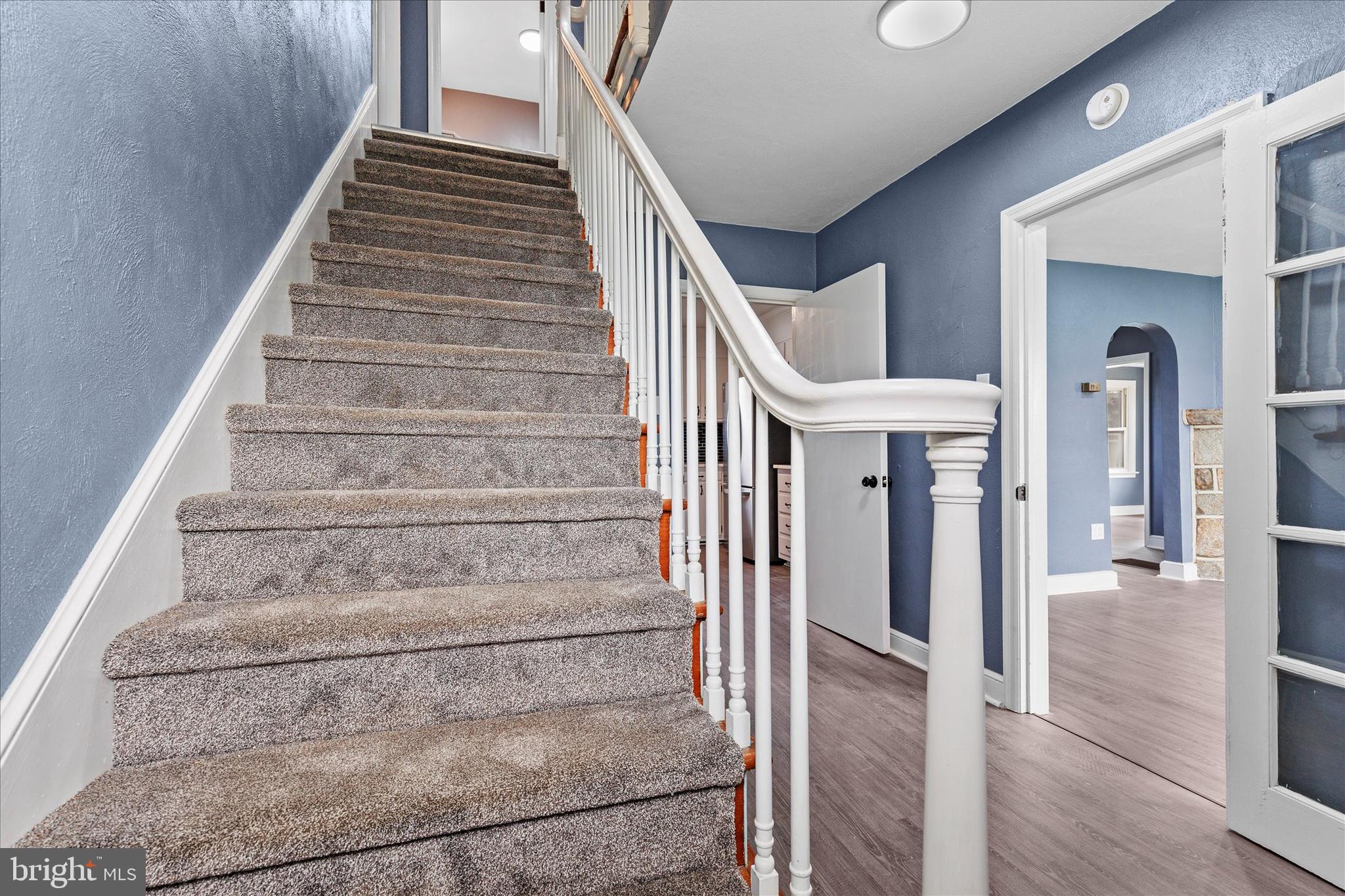 2417 N GEORGE STREET