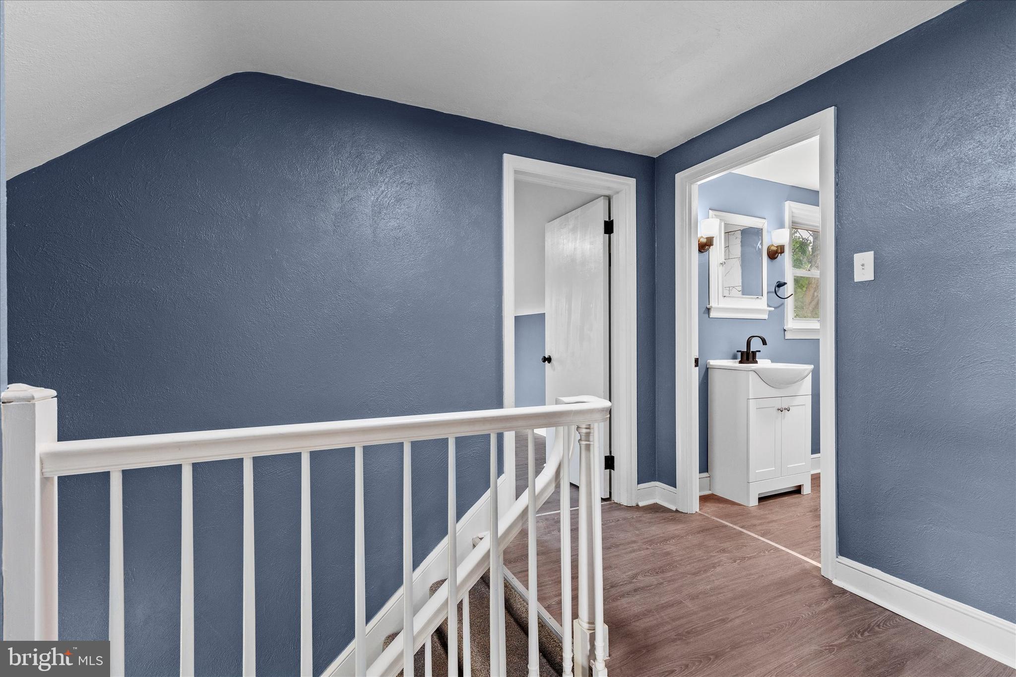 2417 N GEORGE STREET