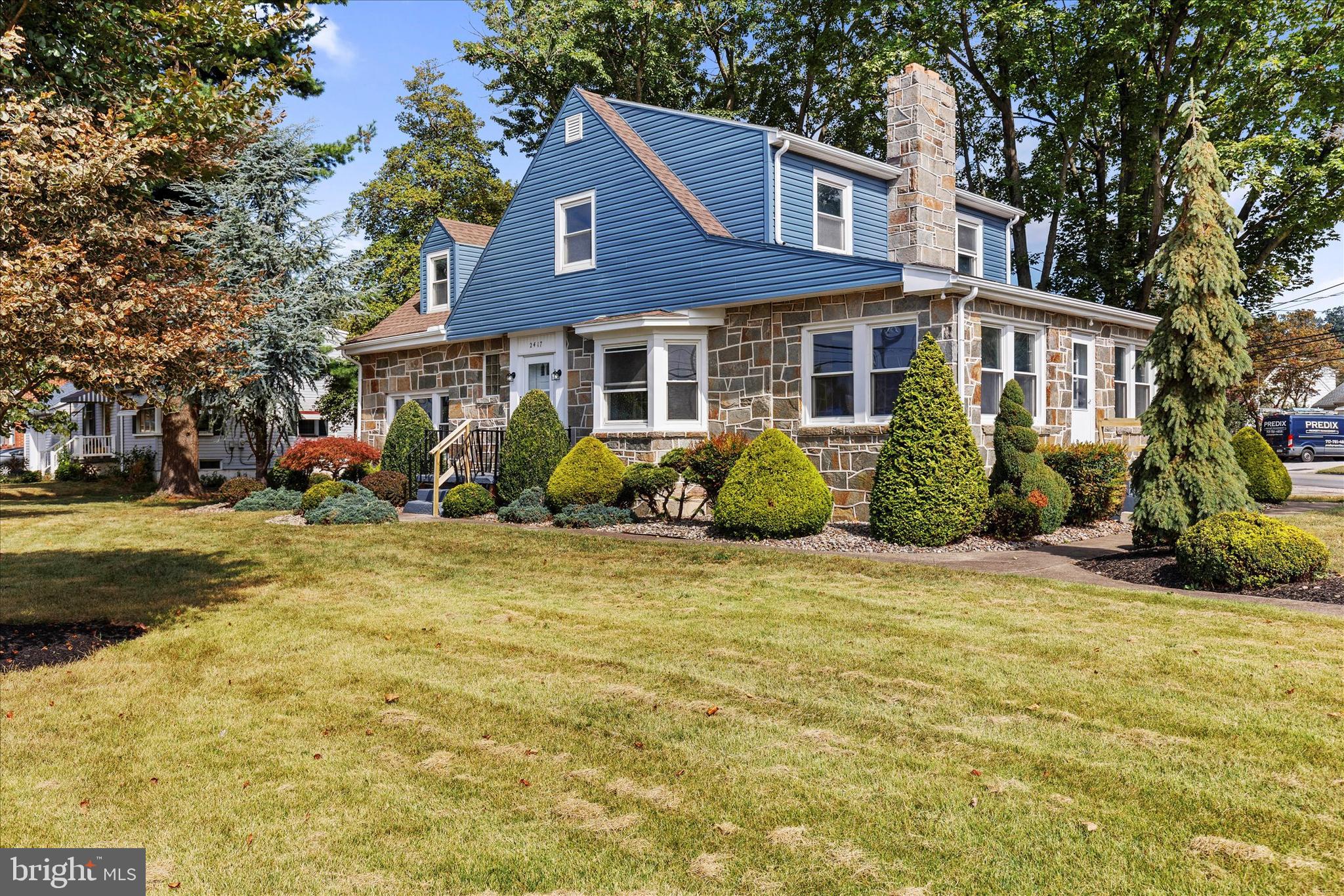 2417 N GEORGE STREET