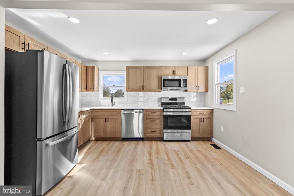3738 STUART DRIVE