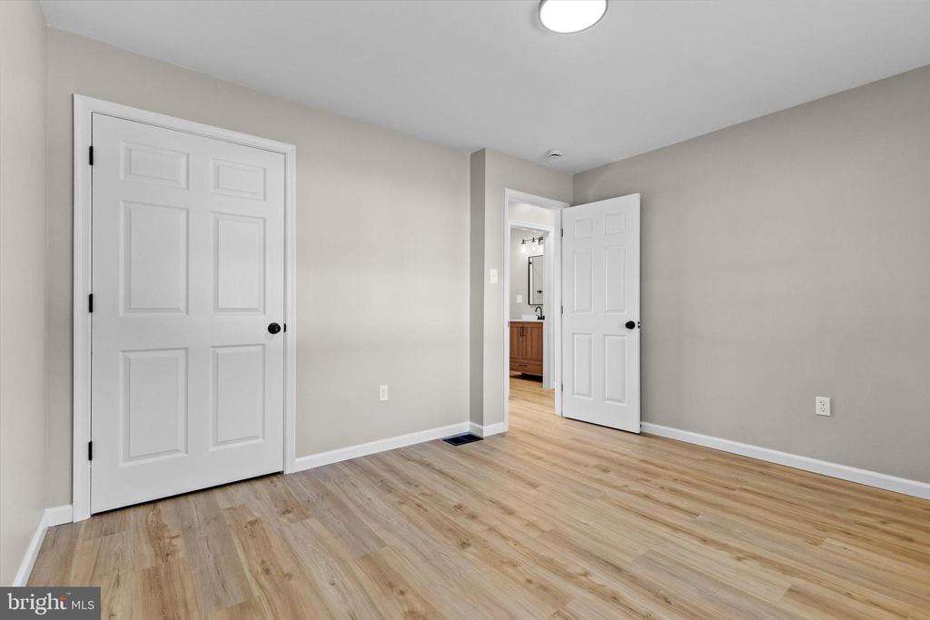 3738 STUART DRIVE