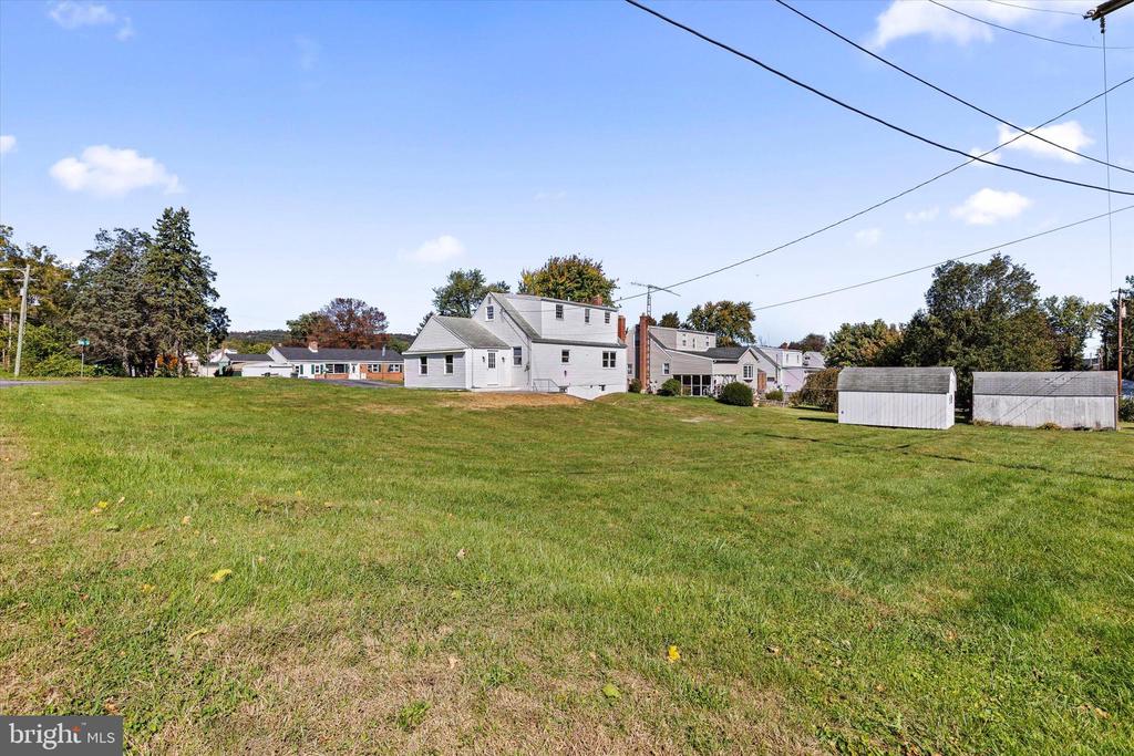 3738 STUART DRIVE