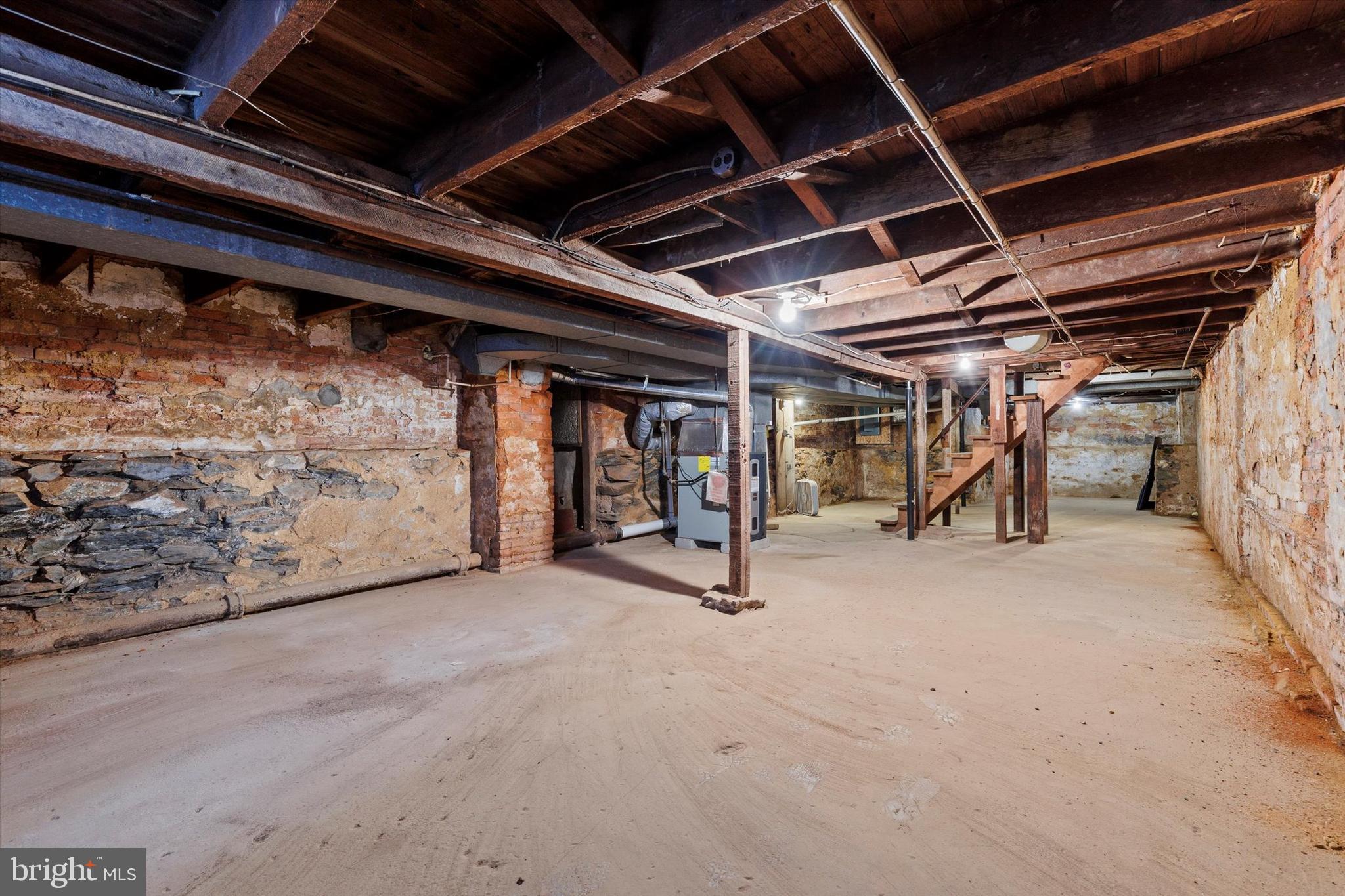 901 E PRINCESS STREET