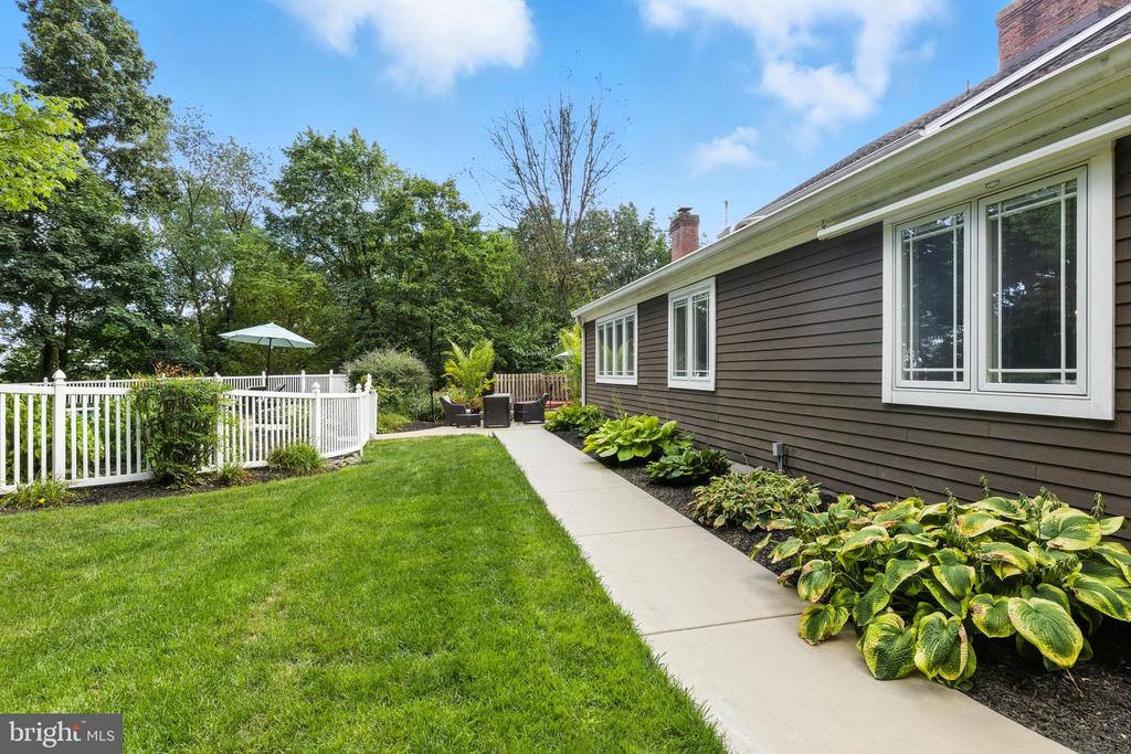 1979 ALCOTT ROAD