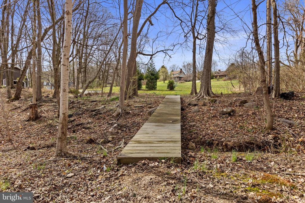 1979 ALCOTT ROAD