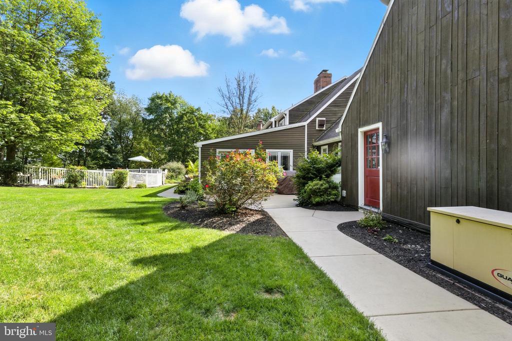 1979 ALCOTT ROAD