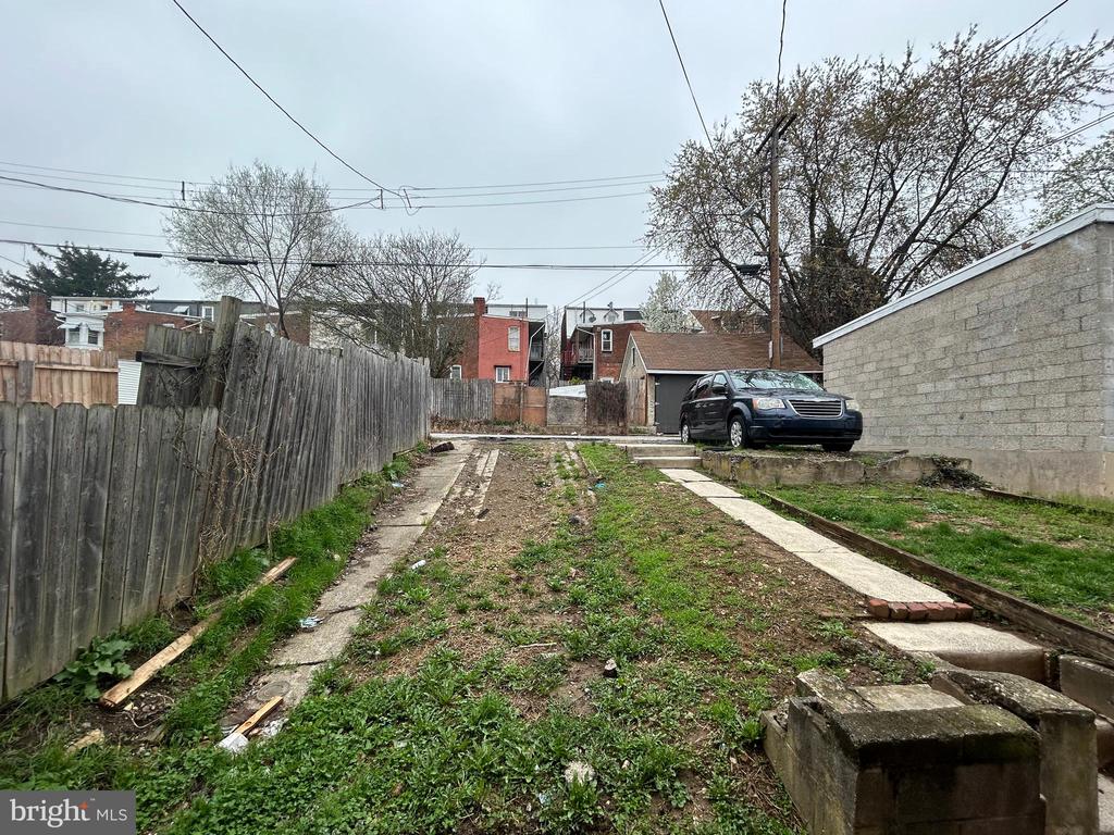 335 SMYSER STREET