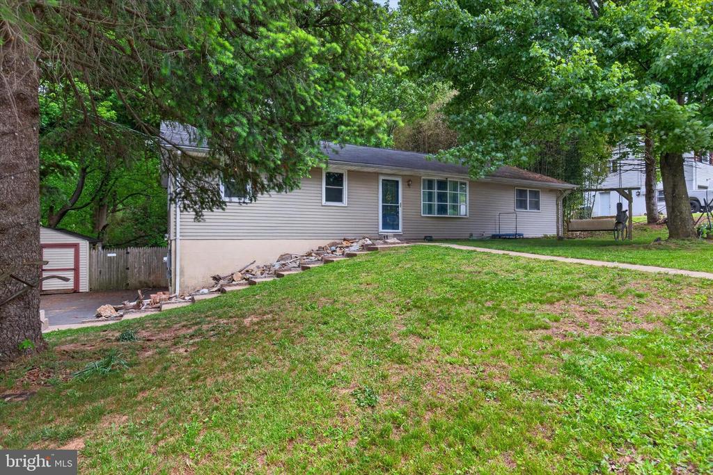 207 FORGE HILL ROAD