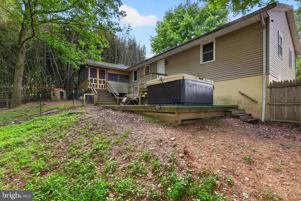 207 FORGE HILL ROAD