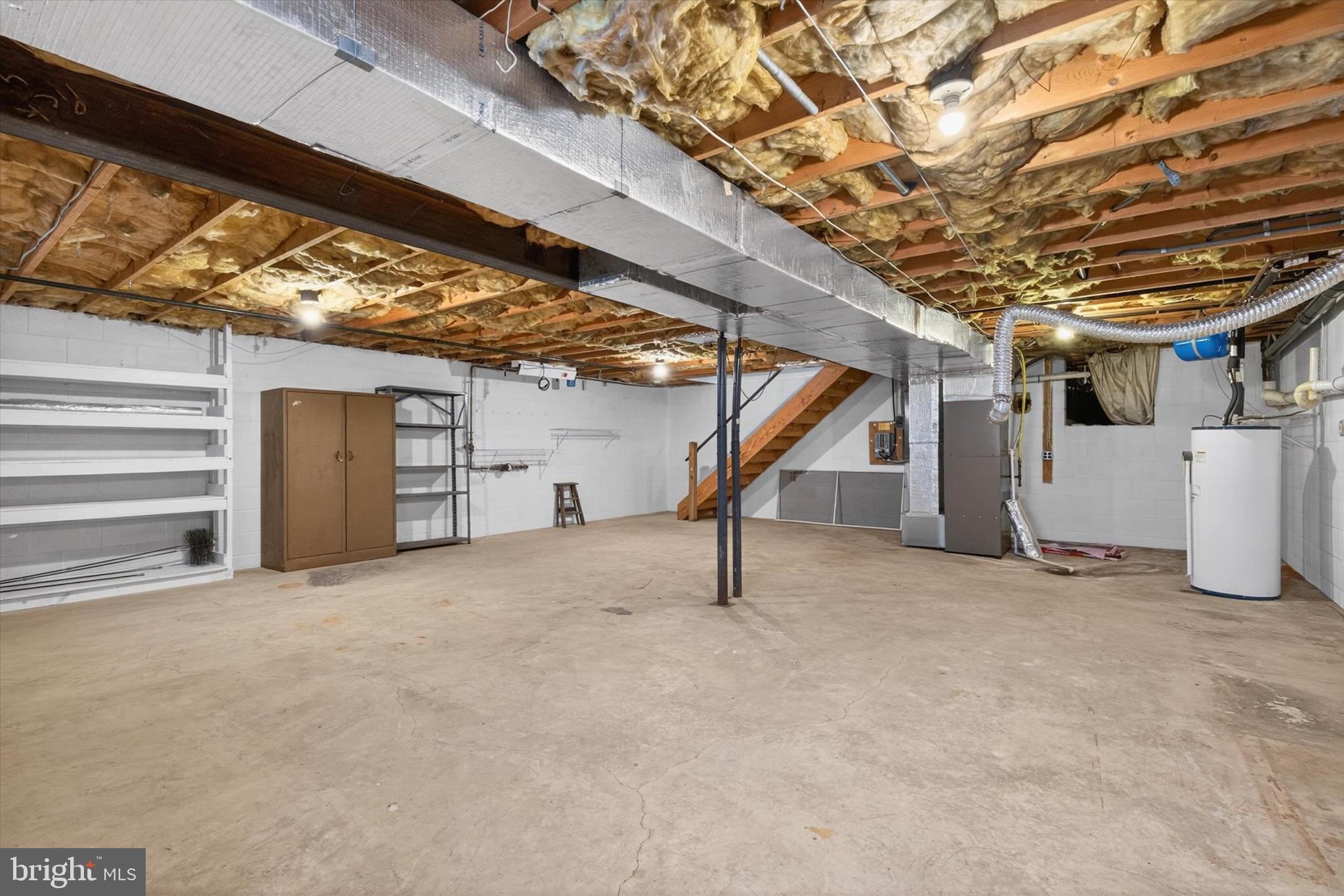 4426 CEDARWOOD DRIVE
