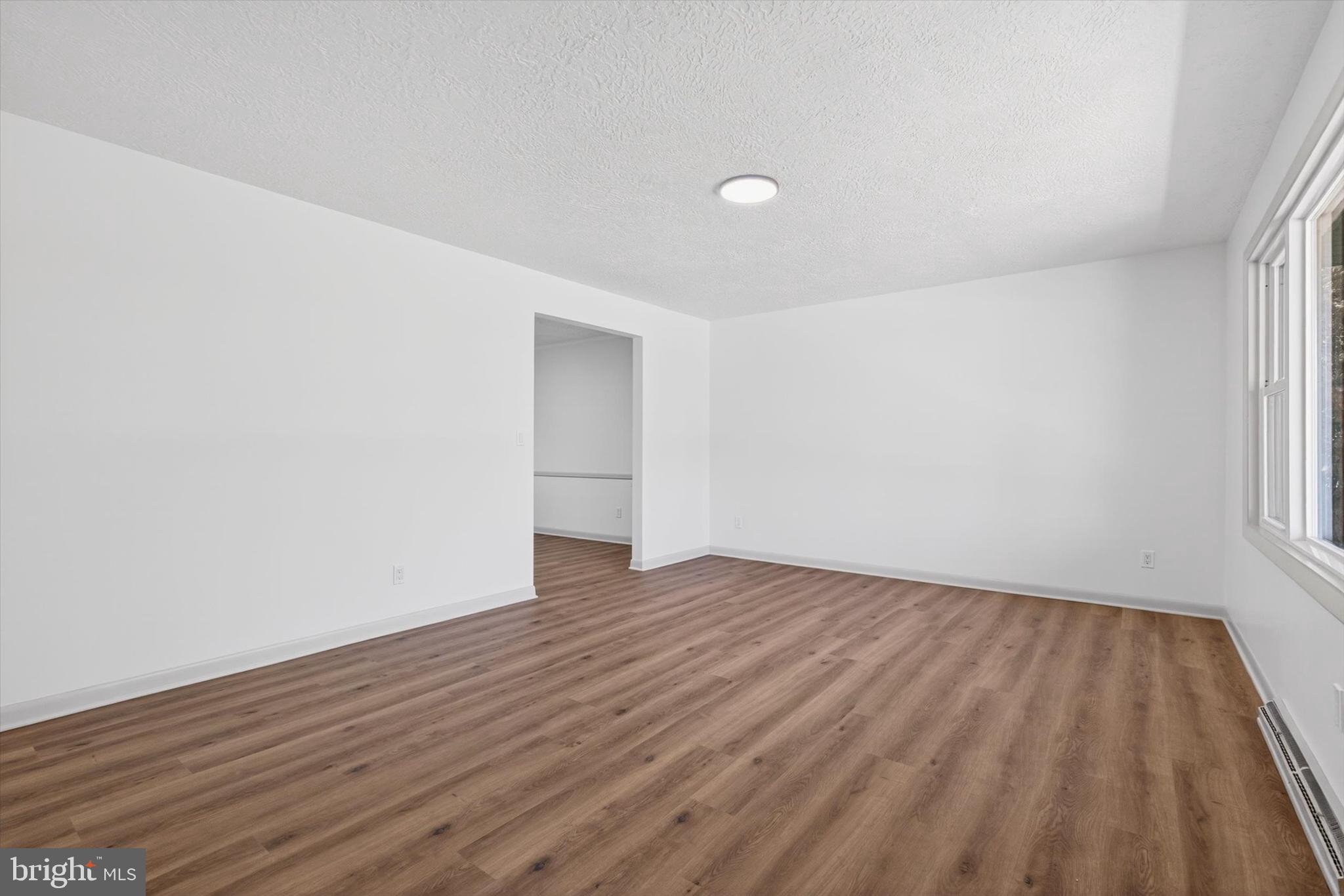 4426 CEDARWOOD DRIVE