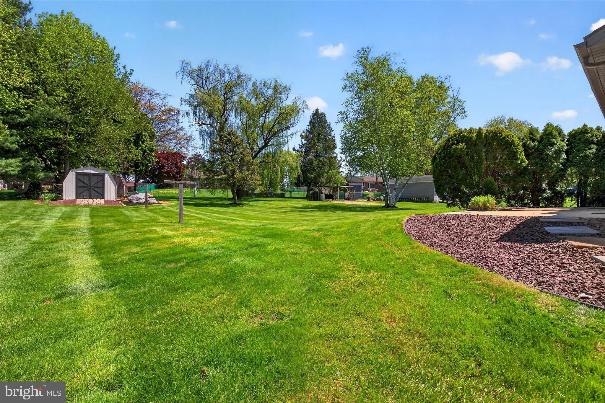 4426 CEDARWOOD DRIVE
