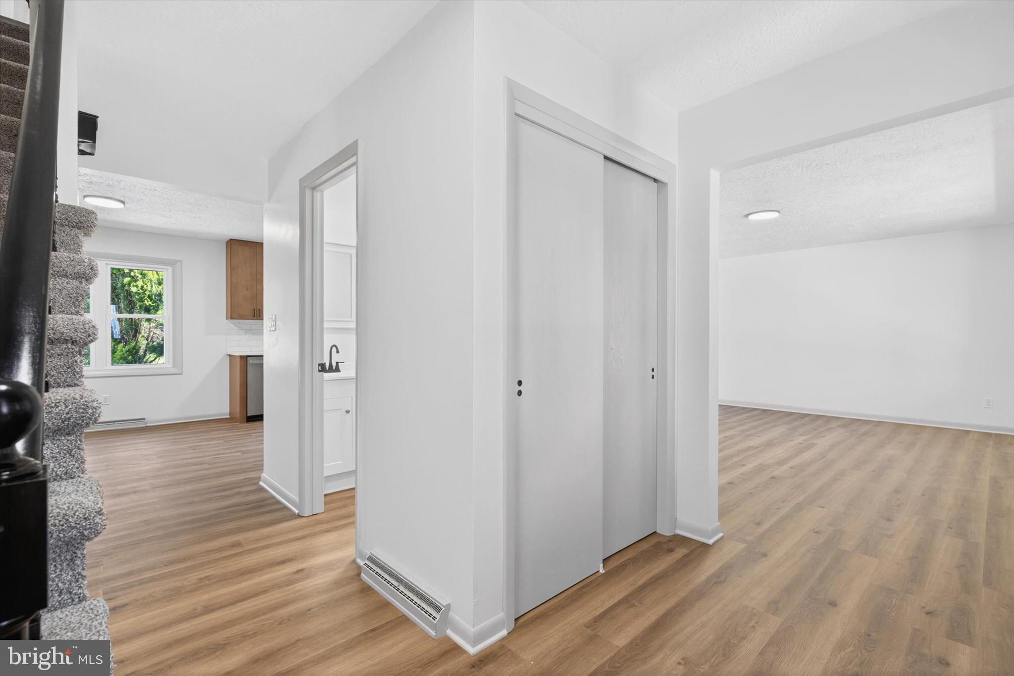 4426 CEDARWOOD DRIVE