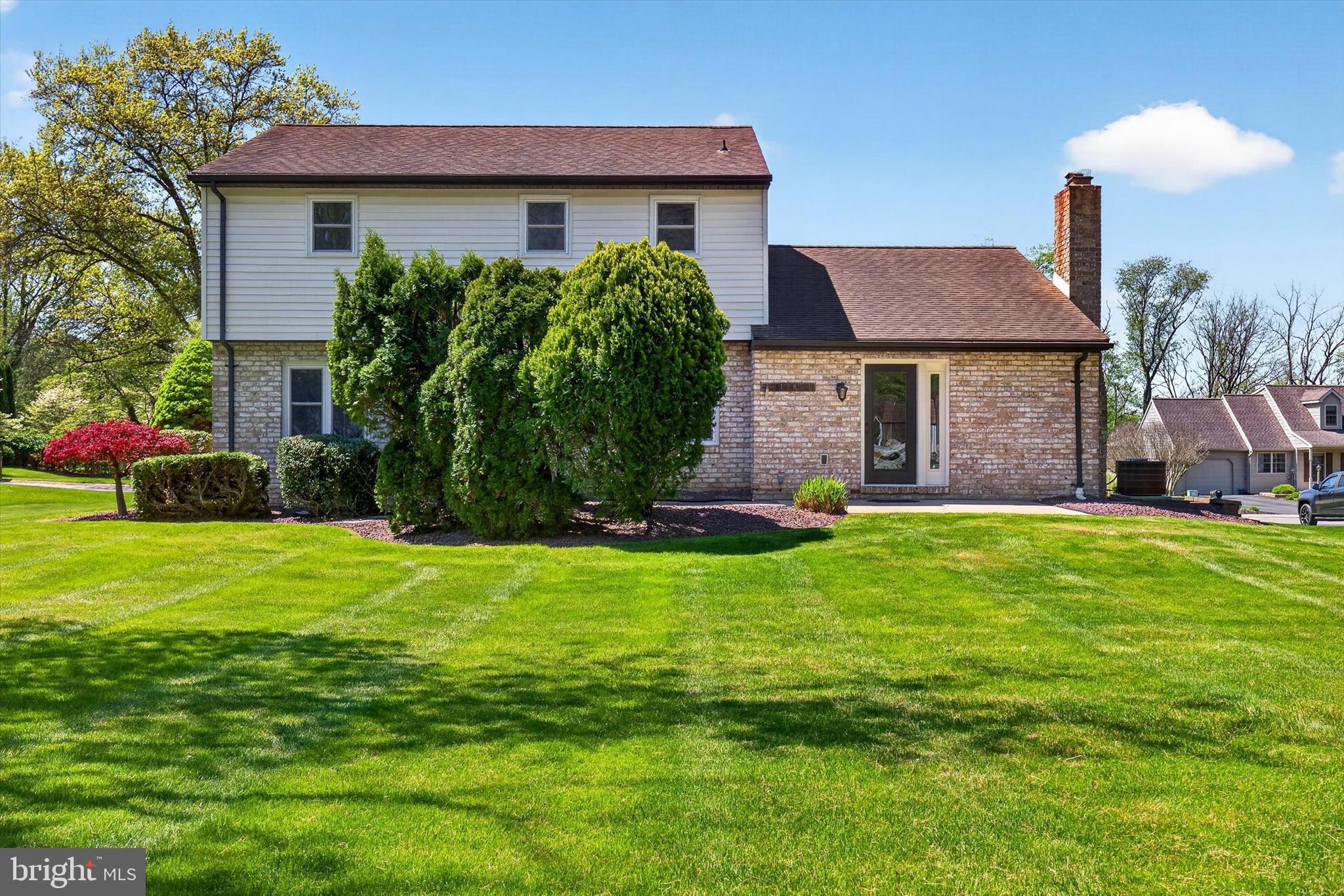 4426 CEDARWOOD DRIVE