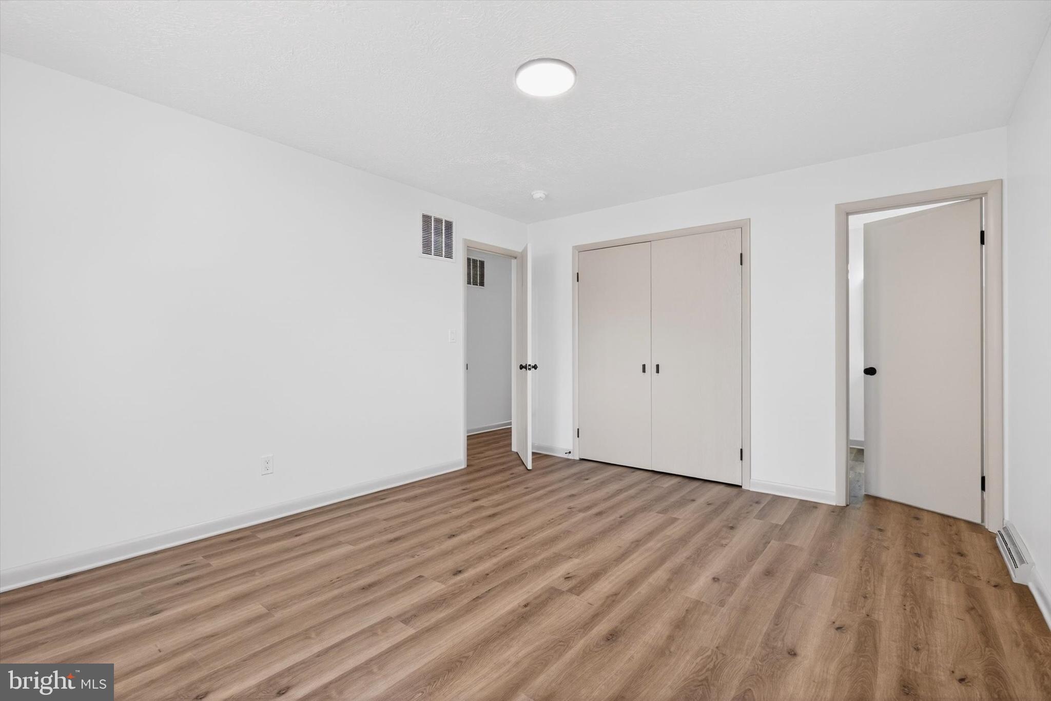 4426 CEDARWOOD DRIVE