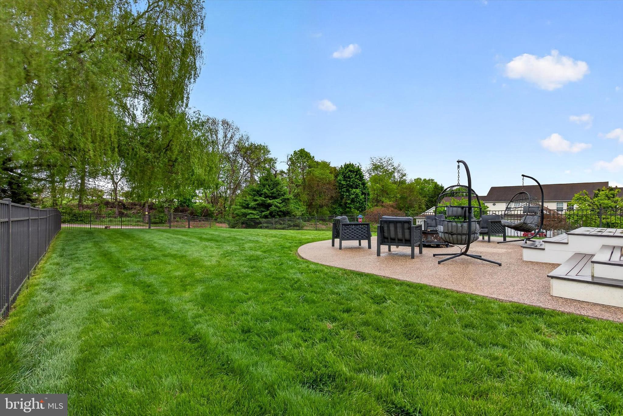 624 BARTLETT DRIVE