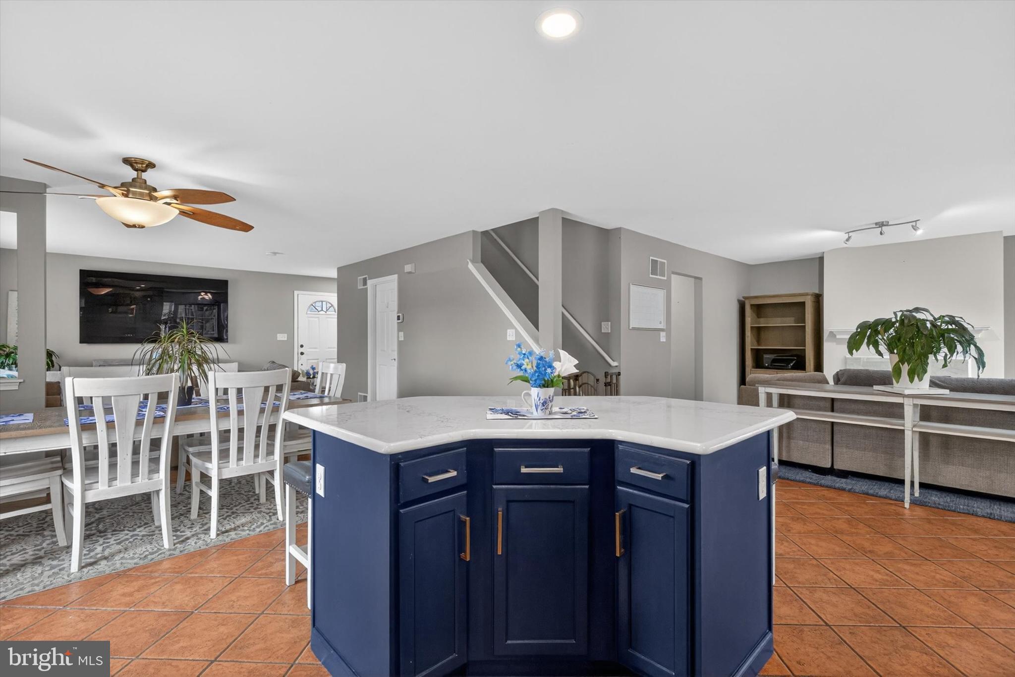 624 BARTLETT DRIVE